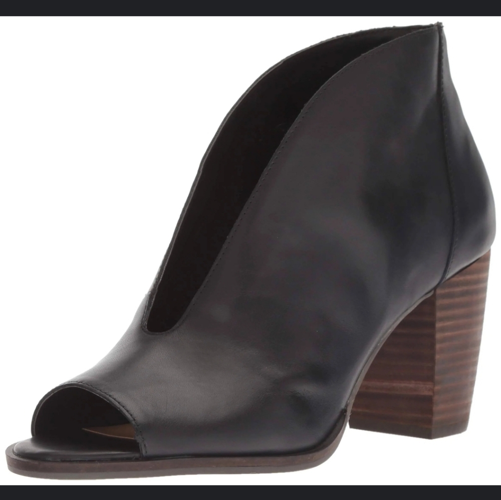Lucky brand heeled sandals